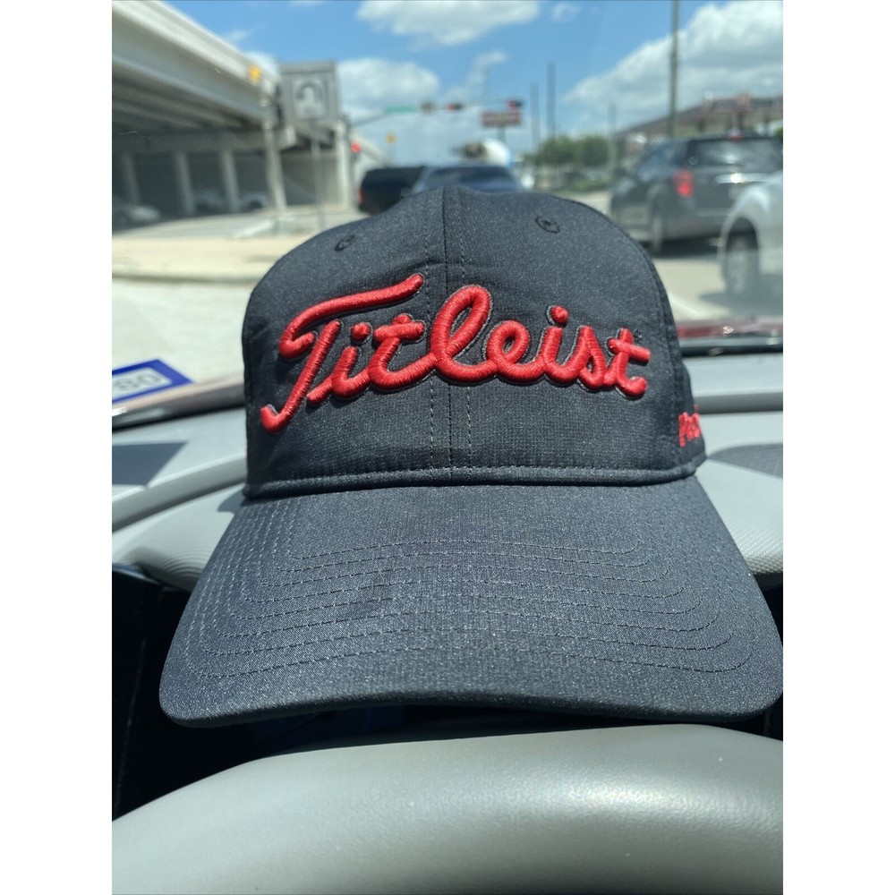 TITLEIST GOLF FJ PRO V1 Cap Hat Black Adjustable Red Embroidery Golfing Cap